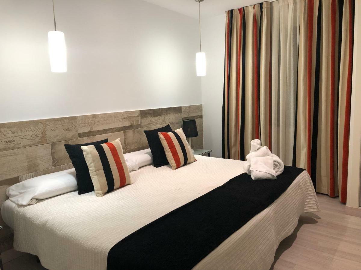 Hotel Tres Estrellas Casa Maribona Gela El Puente  Ngoại thất bức ảnh